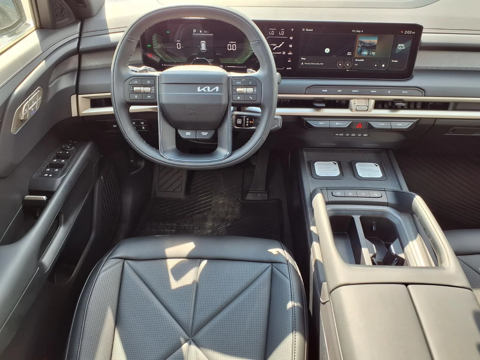 New 2027 Glacial White Pearl KIA EX AWD image 2