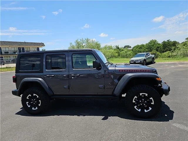 Used 2025 Gray Jeep Rubicon 4x4 image 6