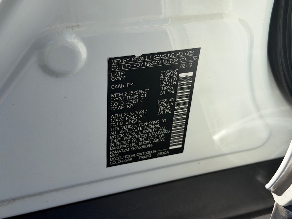 Used 2019 White Nissan SV image 23