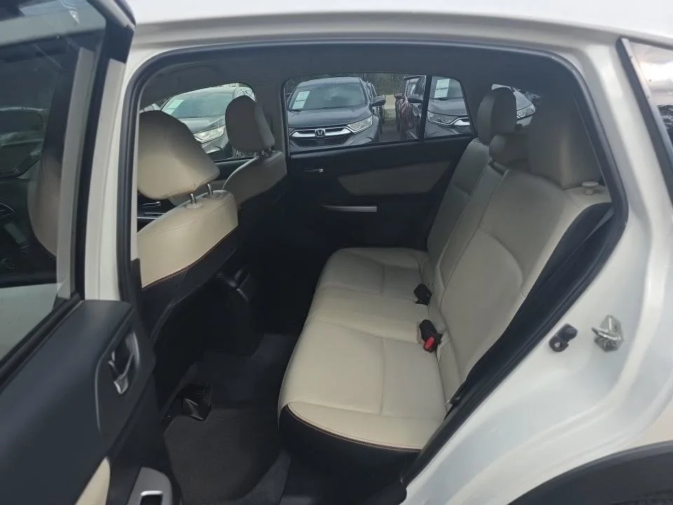 Used 2016 White Subaru 2.0i Limited image 5