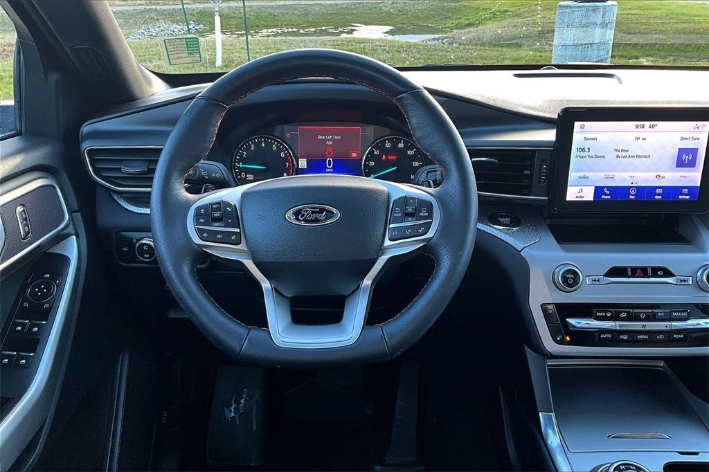 2023 Ford Explorer Timberline photo 2