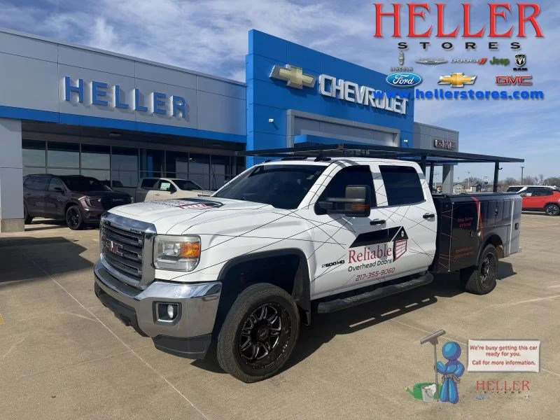 2015 GMC Sierra 4WD Crew Cab Short Box SLE's photo