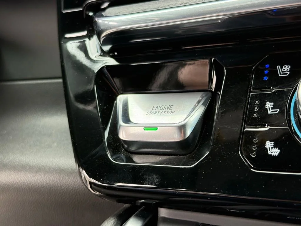 Used 2023 Sterling Metallic GMC Denali image 24