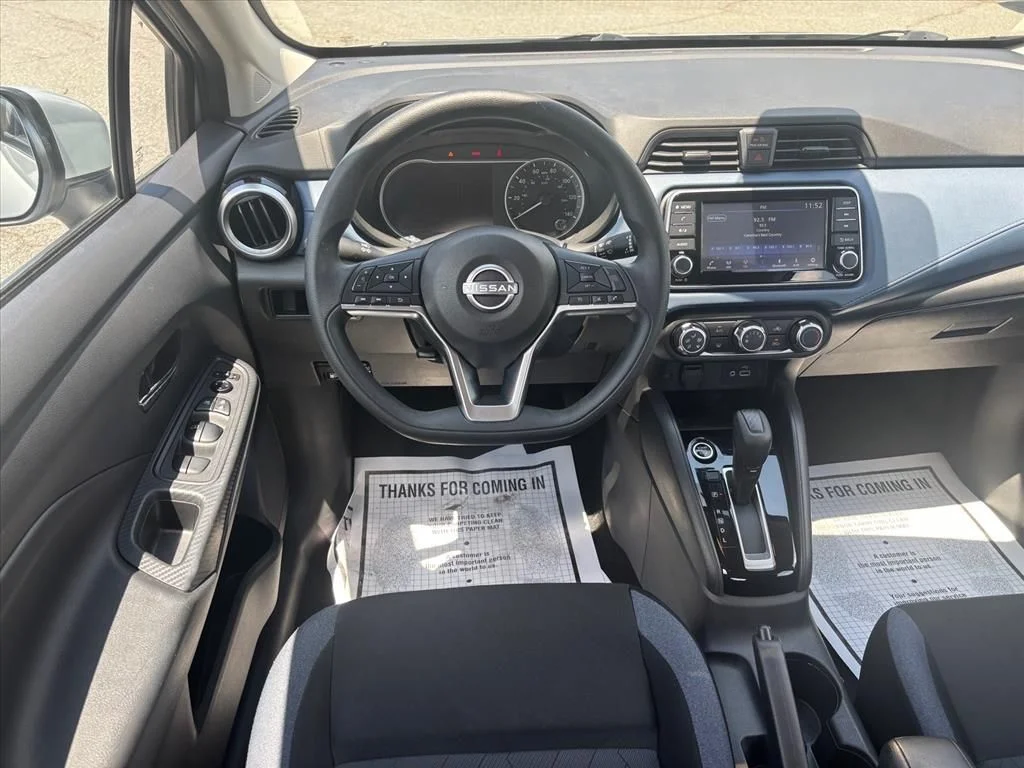 Used 2025 Silver Nissan 1.6 SV image 3