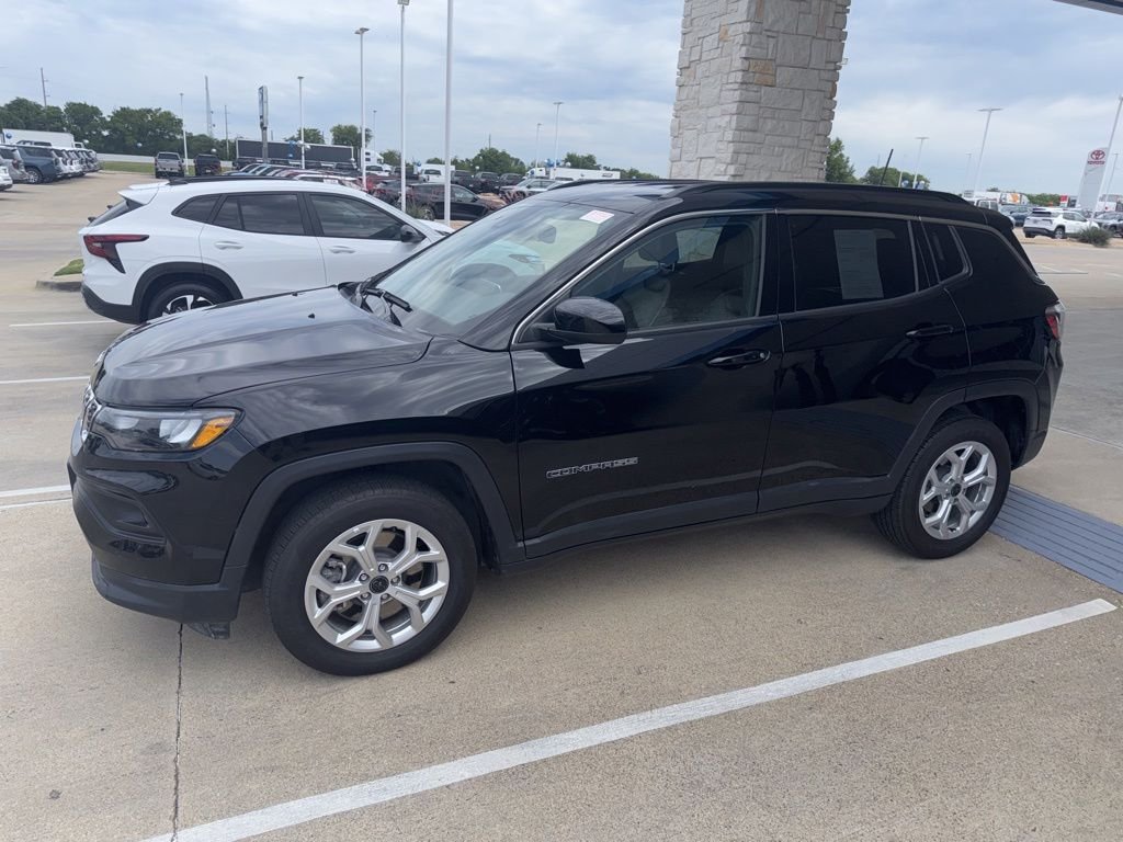 2025 Jeep Compass Latitude 4X4's photo
