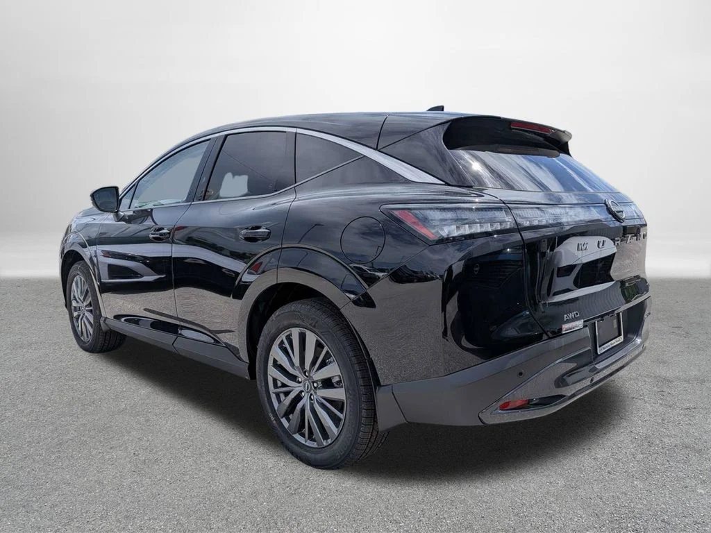 New 2026 Black Nissan SL image 5