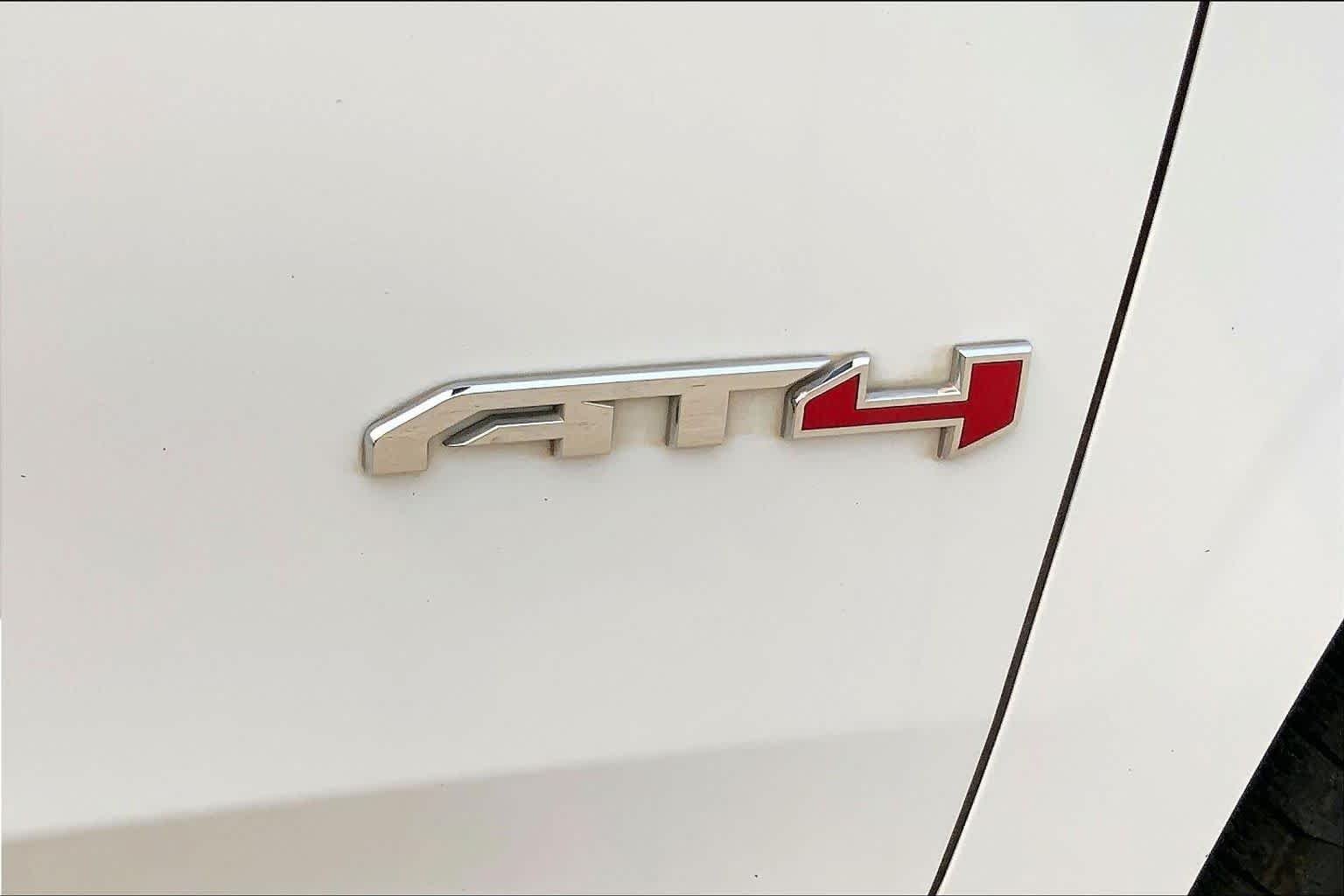 Used 2021 Summit White GMC AT4 image 9