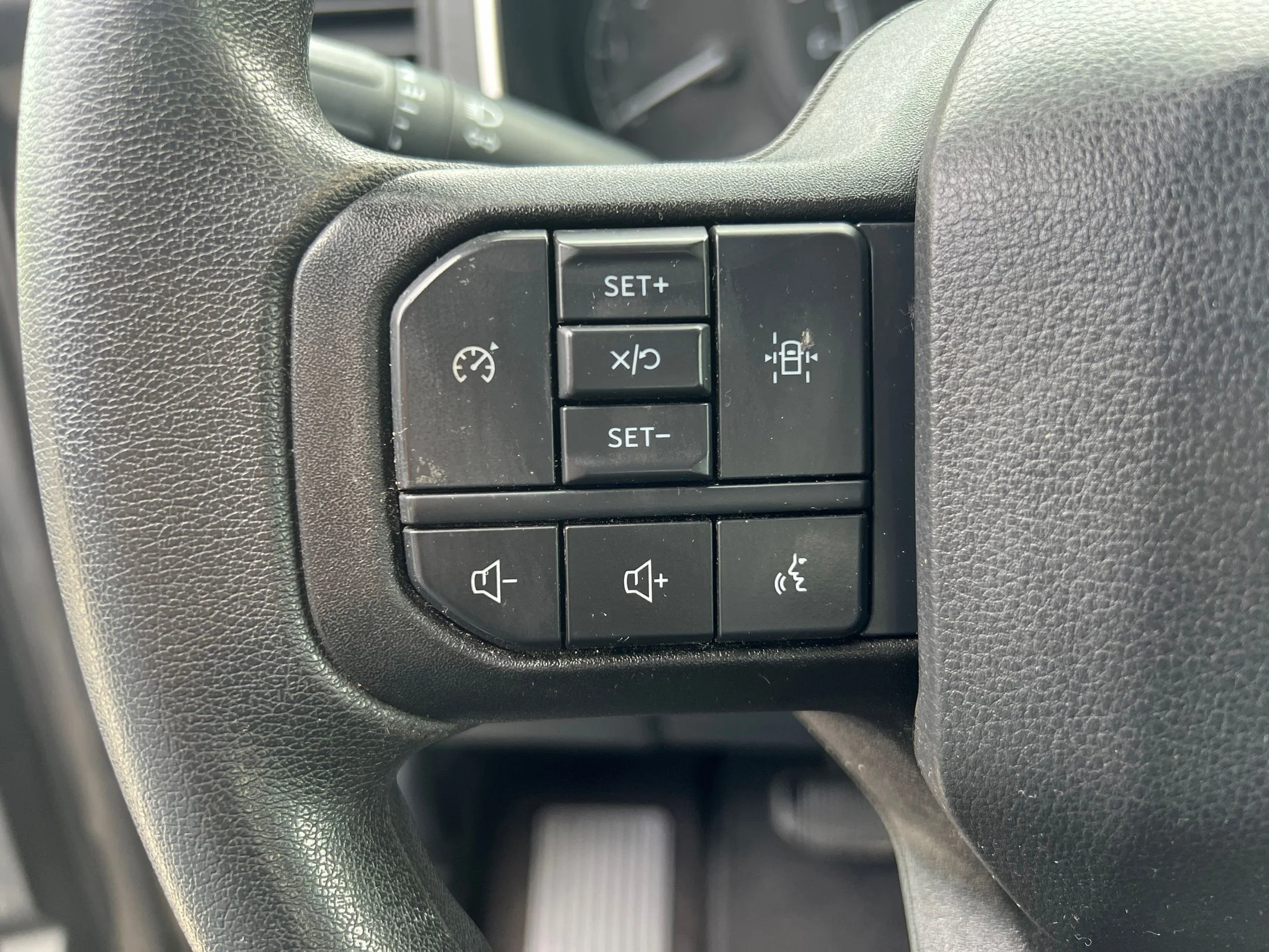 Used 2023 Gray Ford XL image 25