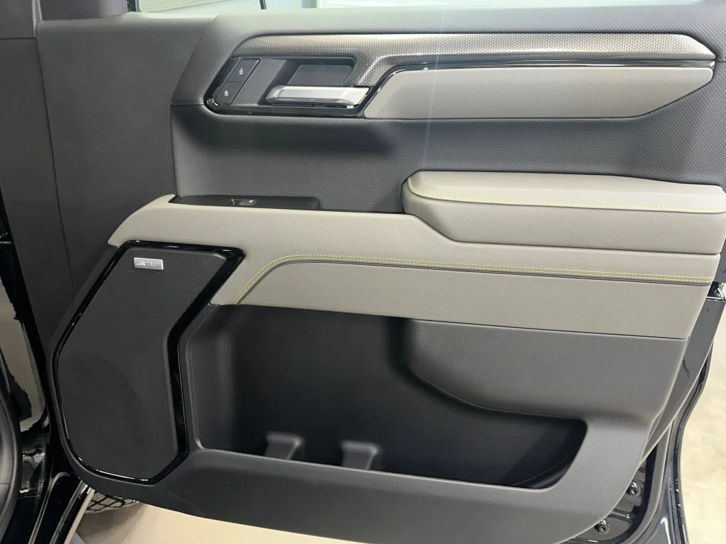 2026 Chevrolet Silverado 1500 ZR2 - Photo 35