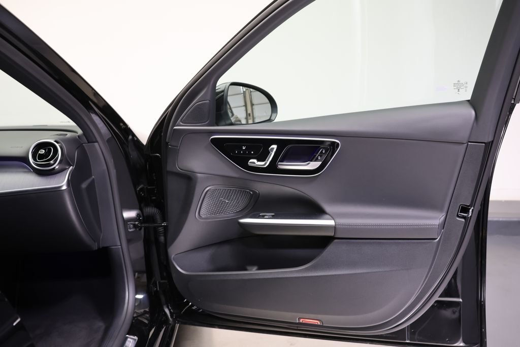 2026 Mercedes-Benz C-Class Sedan C 300 - Photo 46