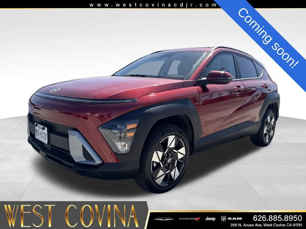 Used 2024 Red Hyundai SEL image 3
