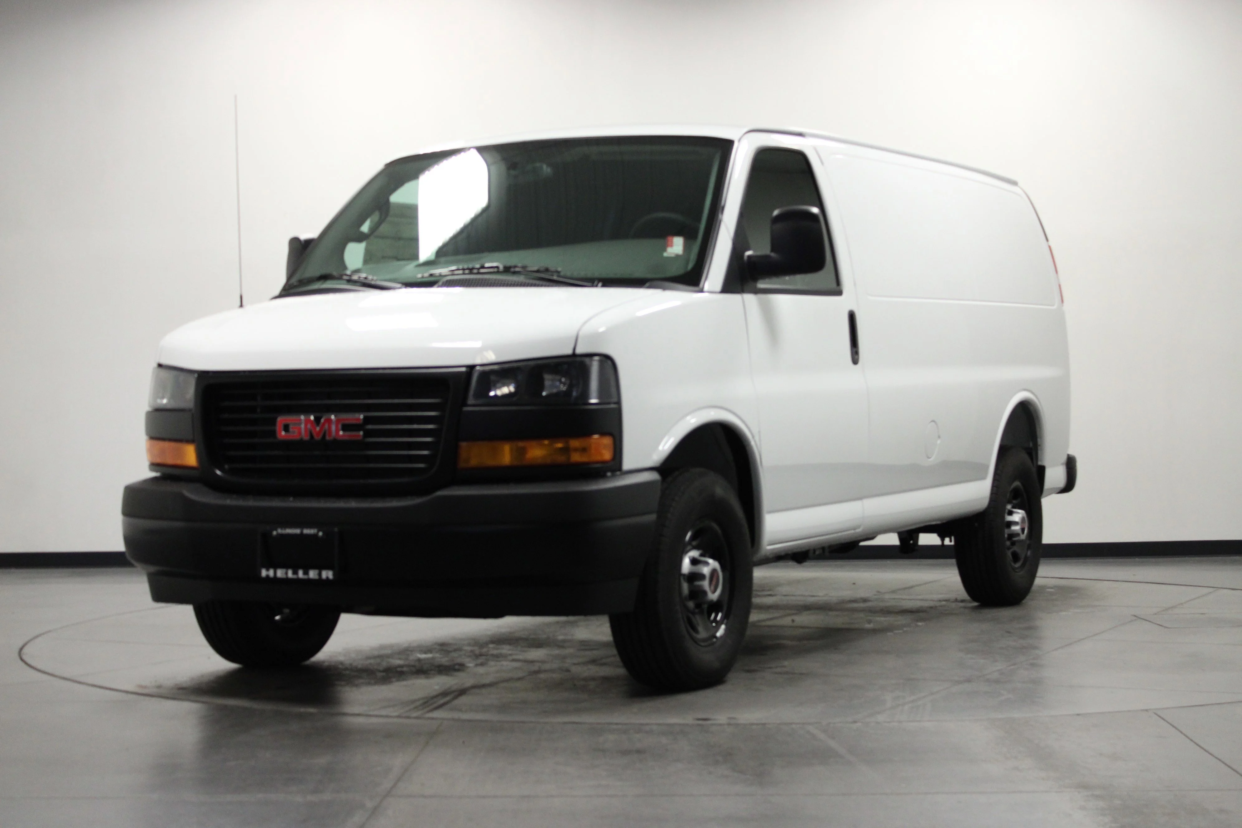 New 2026 Summit White GMC Work Van image 8