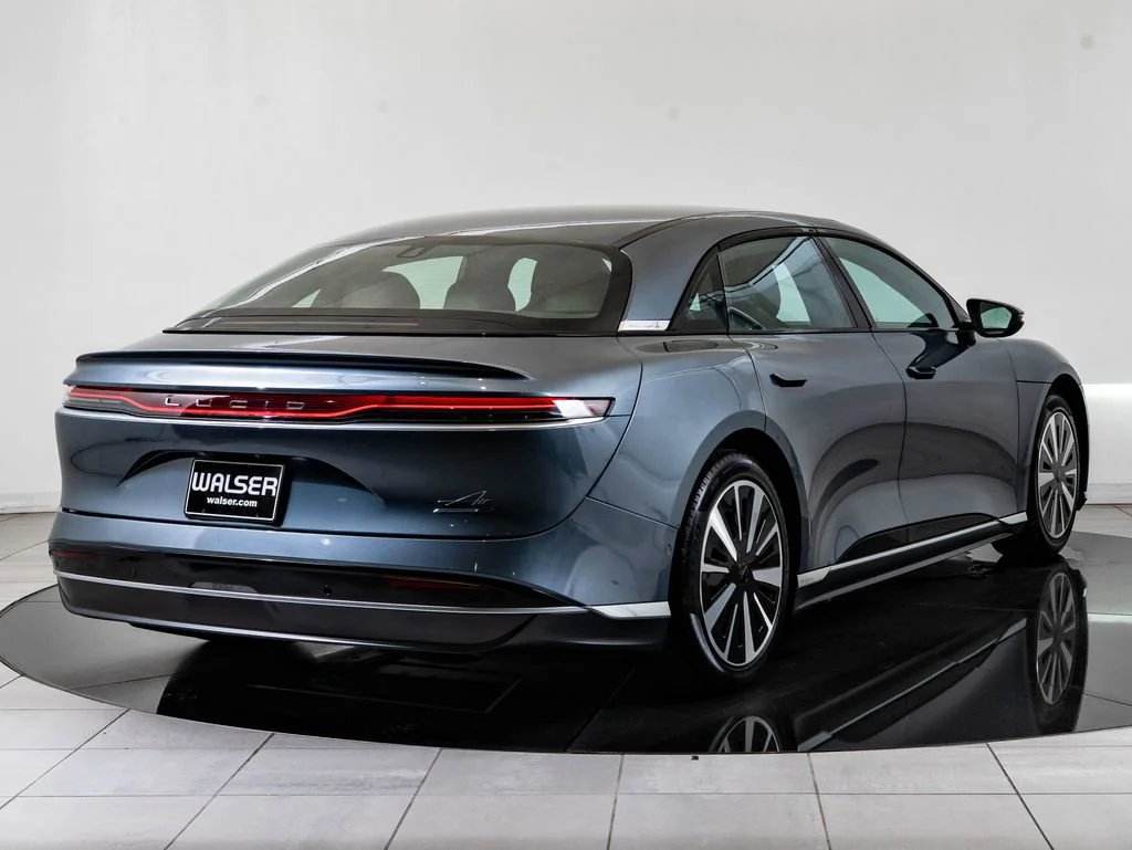 Used 2024 Gray Lucid Touring image 10