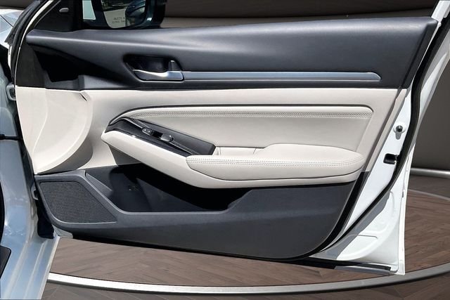 2023 Nissan Altima SL - Photo 22
