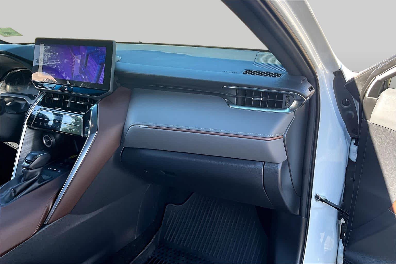 Used 2023 Wind Chill Pearl Toyota Limited image 18