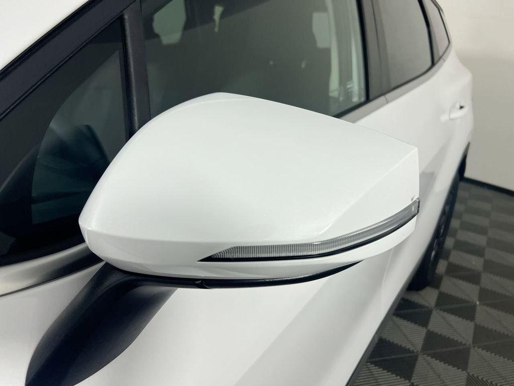 New 2026 Glacial White Pearl Kia EX image 12