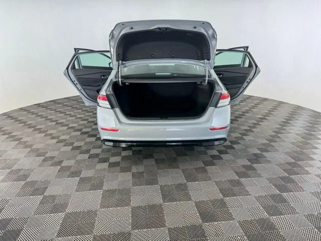 Used 2025 Gray Honda Touring image 19