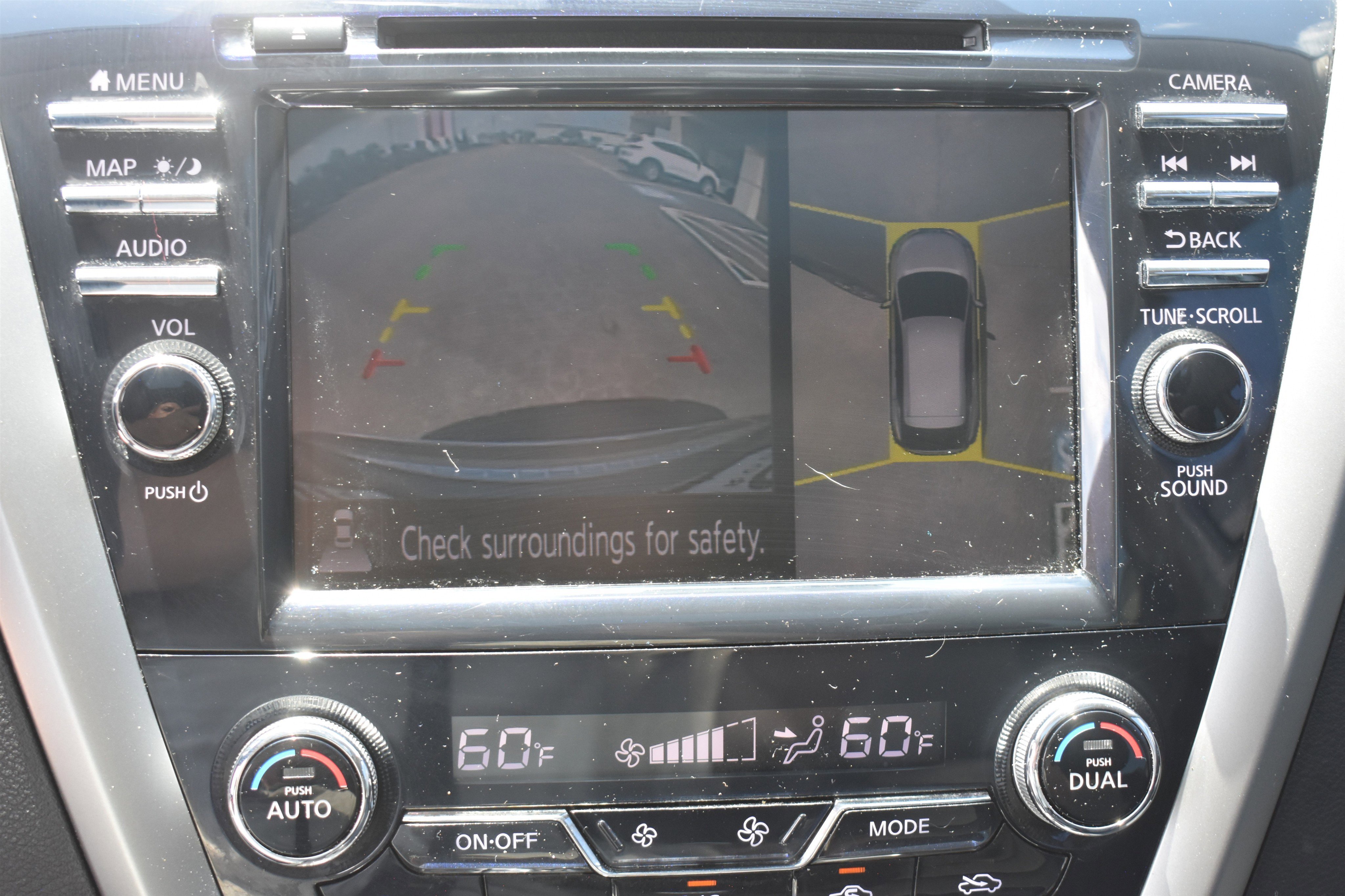 Used 2022 Gun Metallic Nissan Platinum image 27