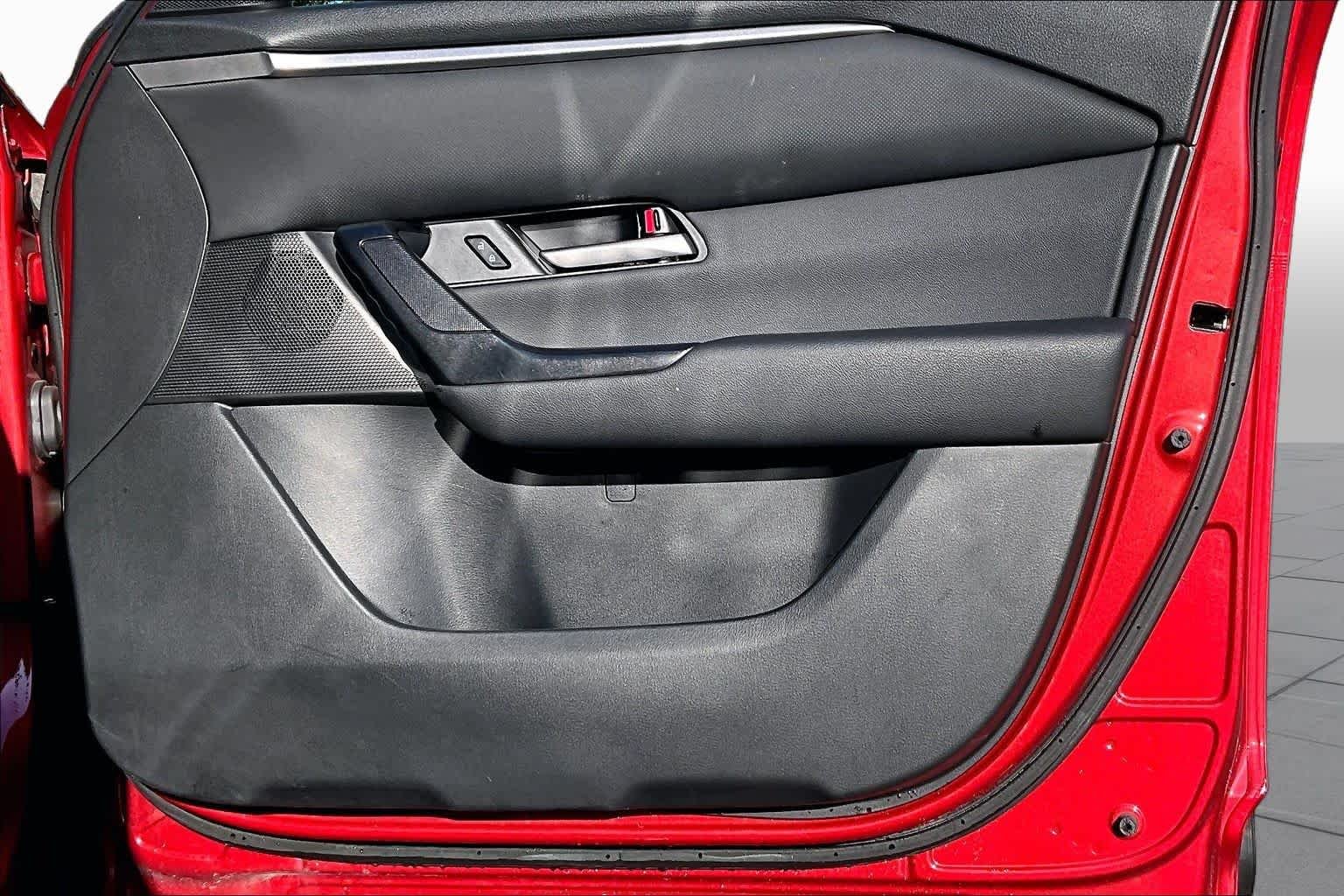 Used 2025 Soul Red Crystal Metallic Mazda 2.5 S Preferred Package image 21