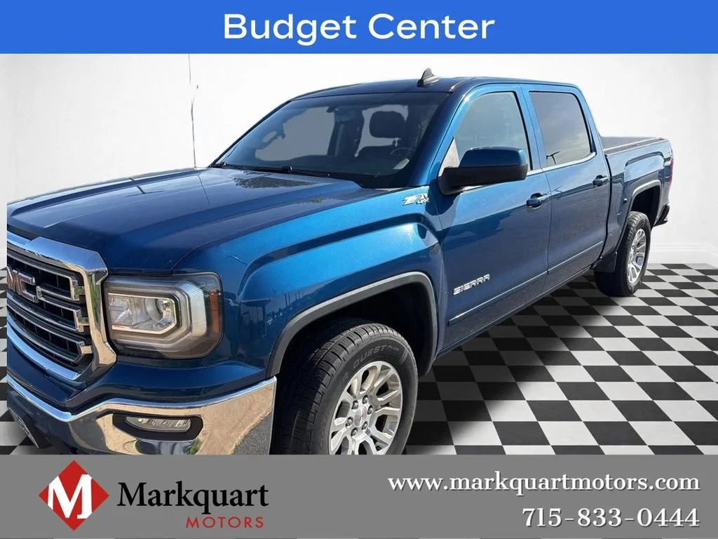 2017 GMC Sierra 4WD Crew Cab Short Box SLE's photo