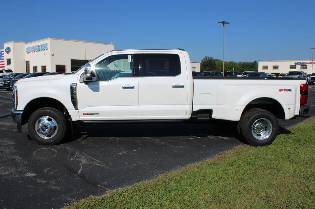 New 2026 Star White Metallic Tri-Coat Ford F-350® King Ranch® image 5