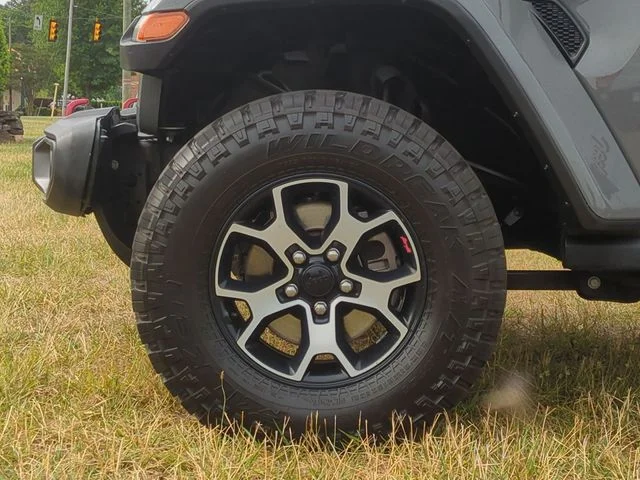 Used 2020 Gray Jeep Unlimited Rubicon image 17