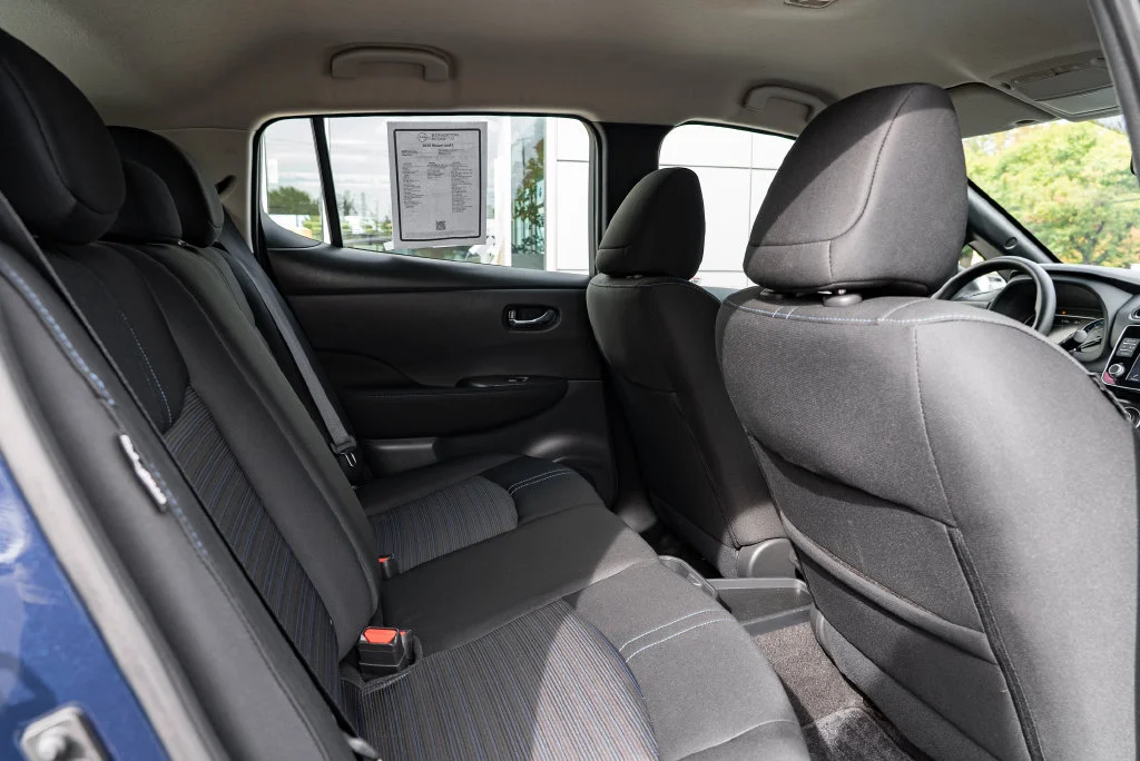 Used 2025 Blue Nissan S image 26