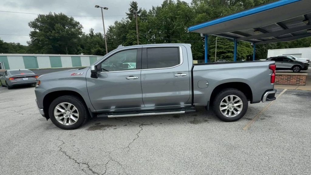 Used 2021 Gray Chevrolet LTZ image 5