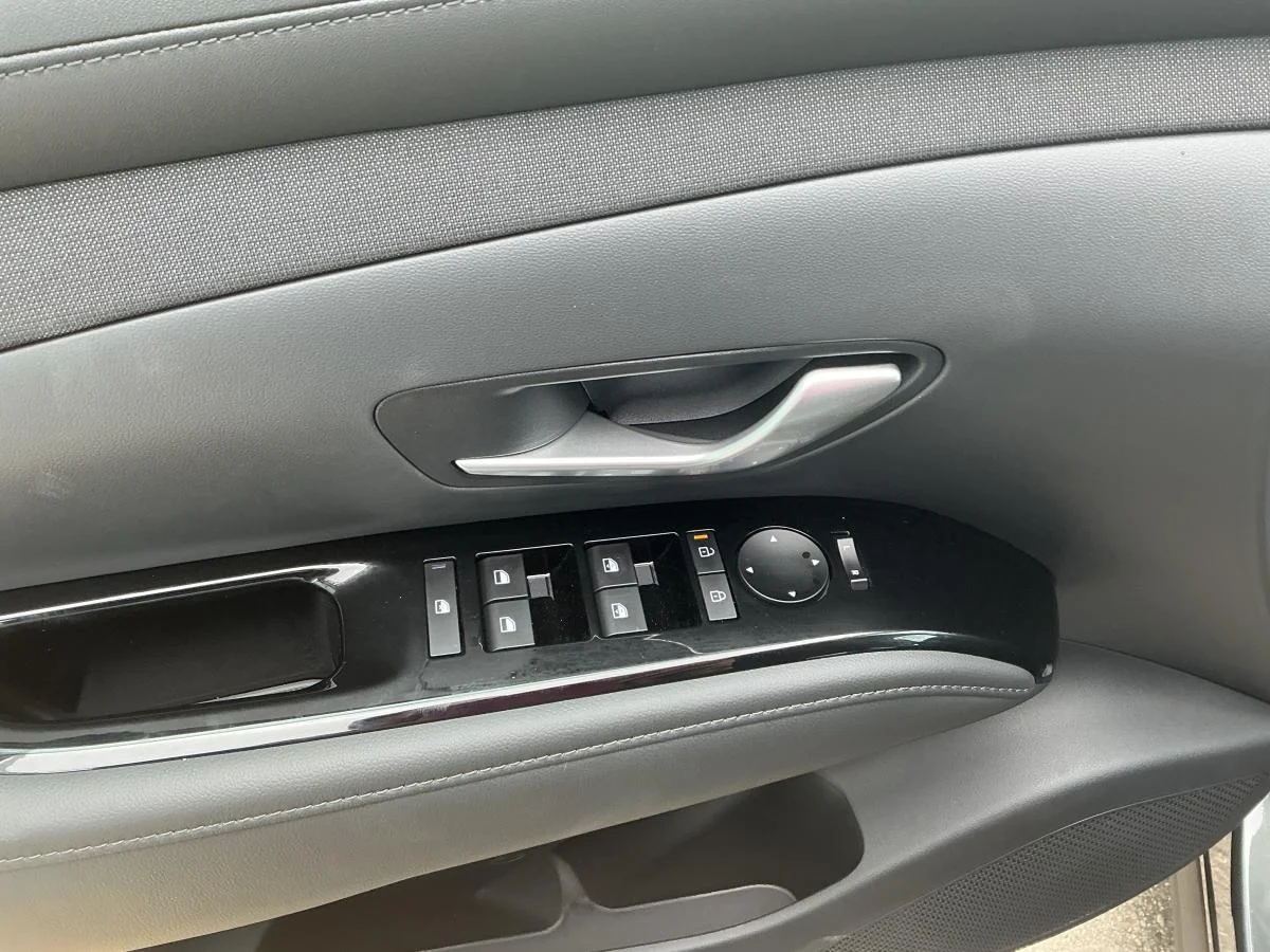 New 2026 Grey Hyundai Preferred image 16