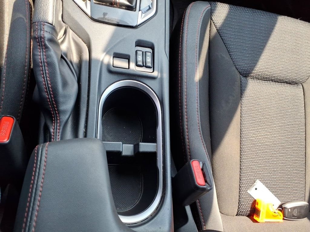 Used 2019 Silver Subaru 2.0i Sport image 30