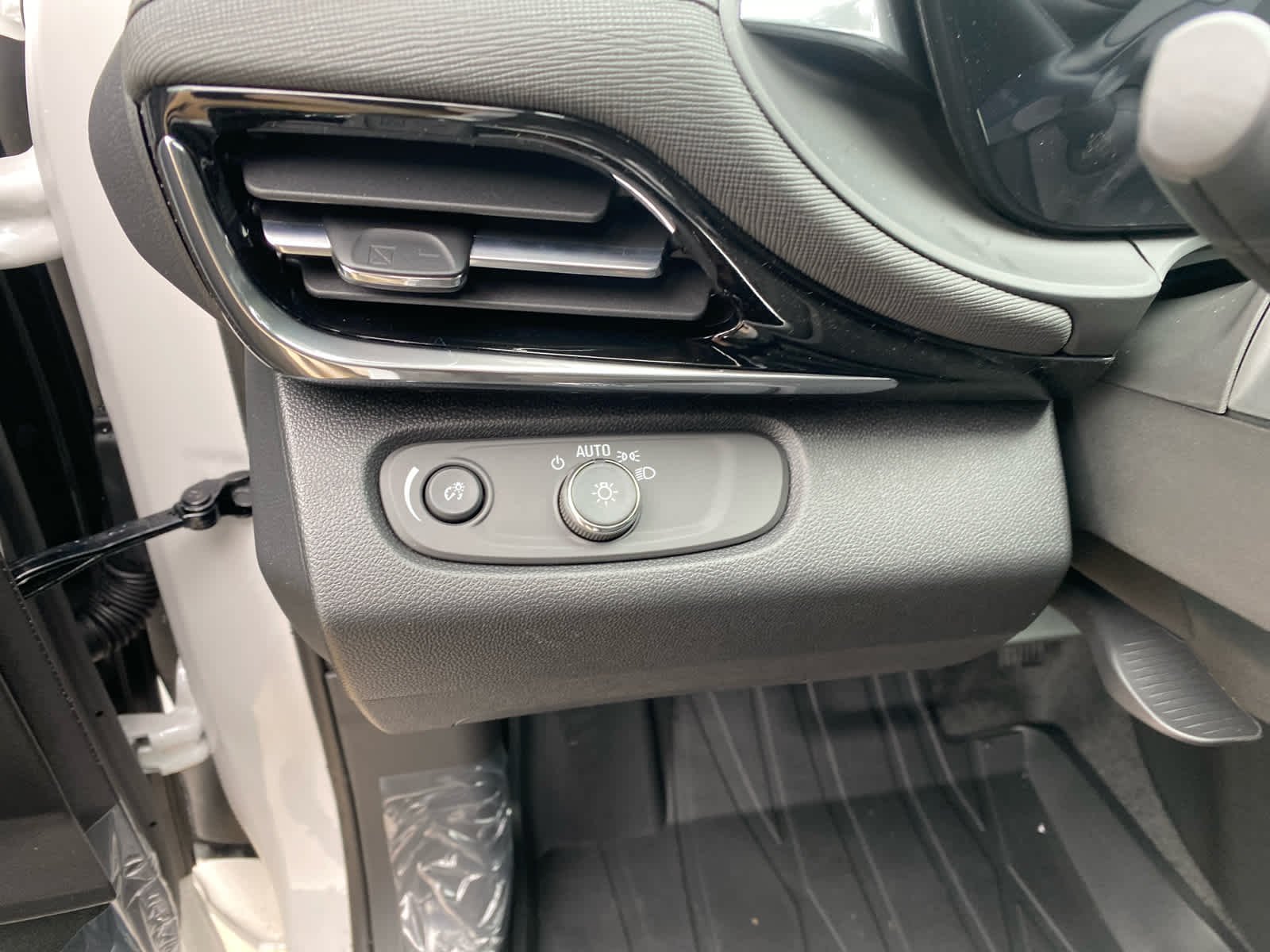 2026 Buick Envista Avenir - Photo 14