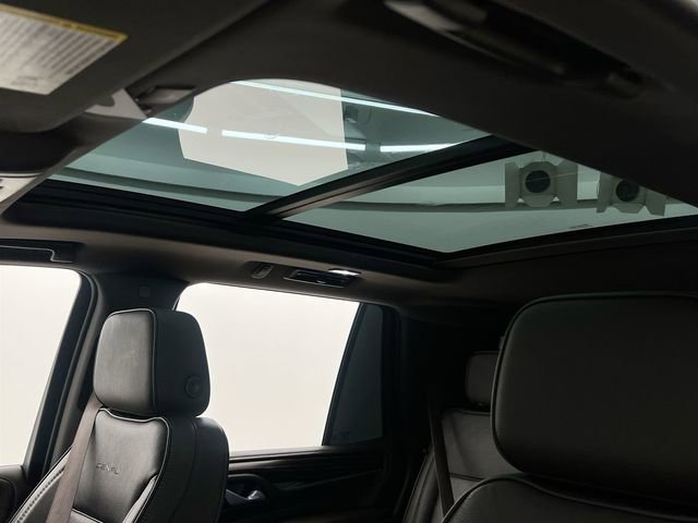 2022 GMC Yukon Denali - Photo 38