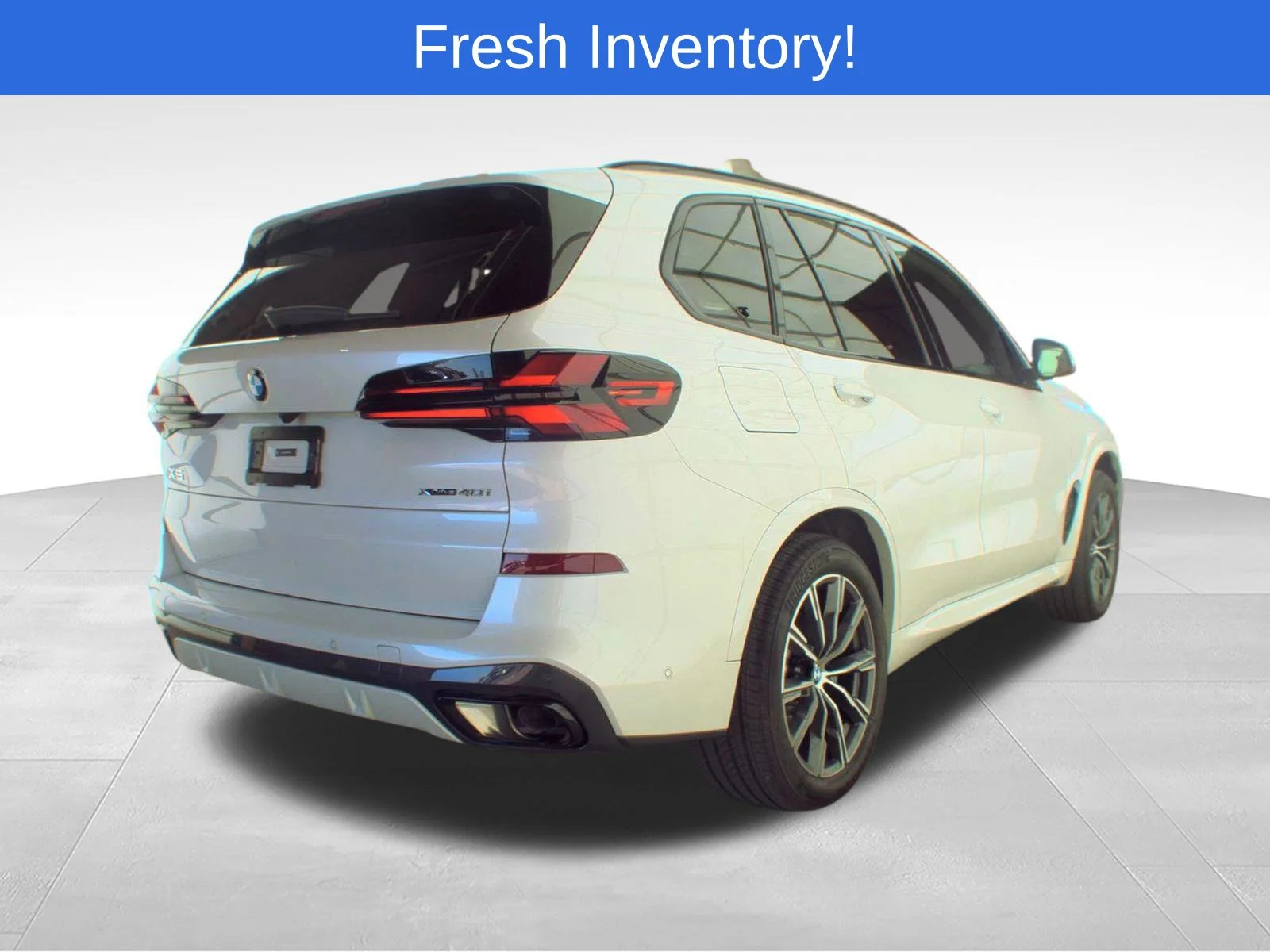 Certified Used 2026 White BMW xDrive40i image 5