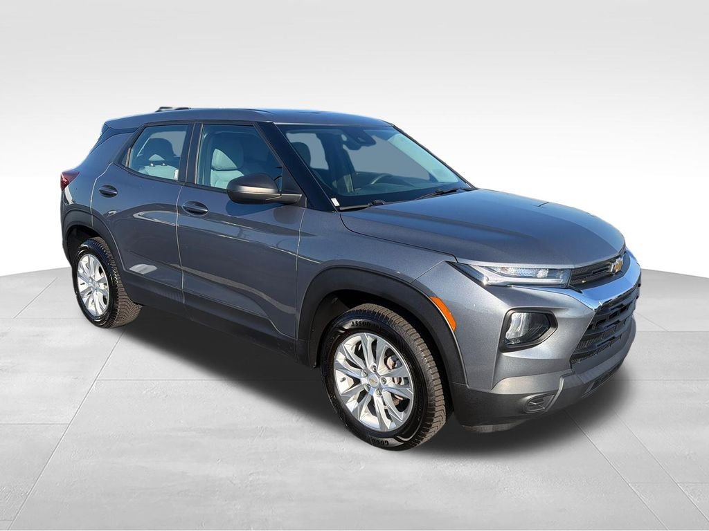 Used 2022 Gray Chevrolet LS image 8