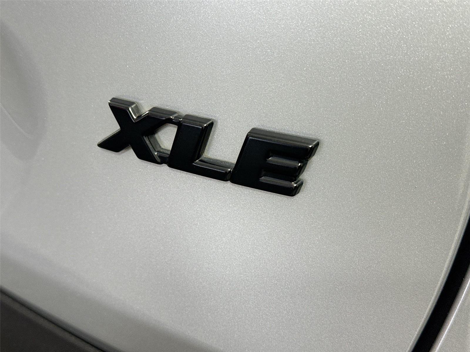 Used 2022 Silver Sky Metallic Toyota XLE image 13