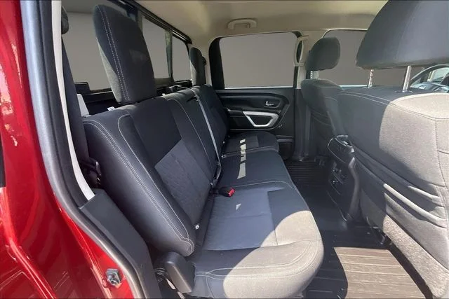 Used 2018 Red Nissan SV image 26