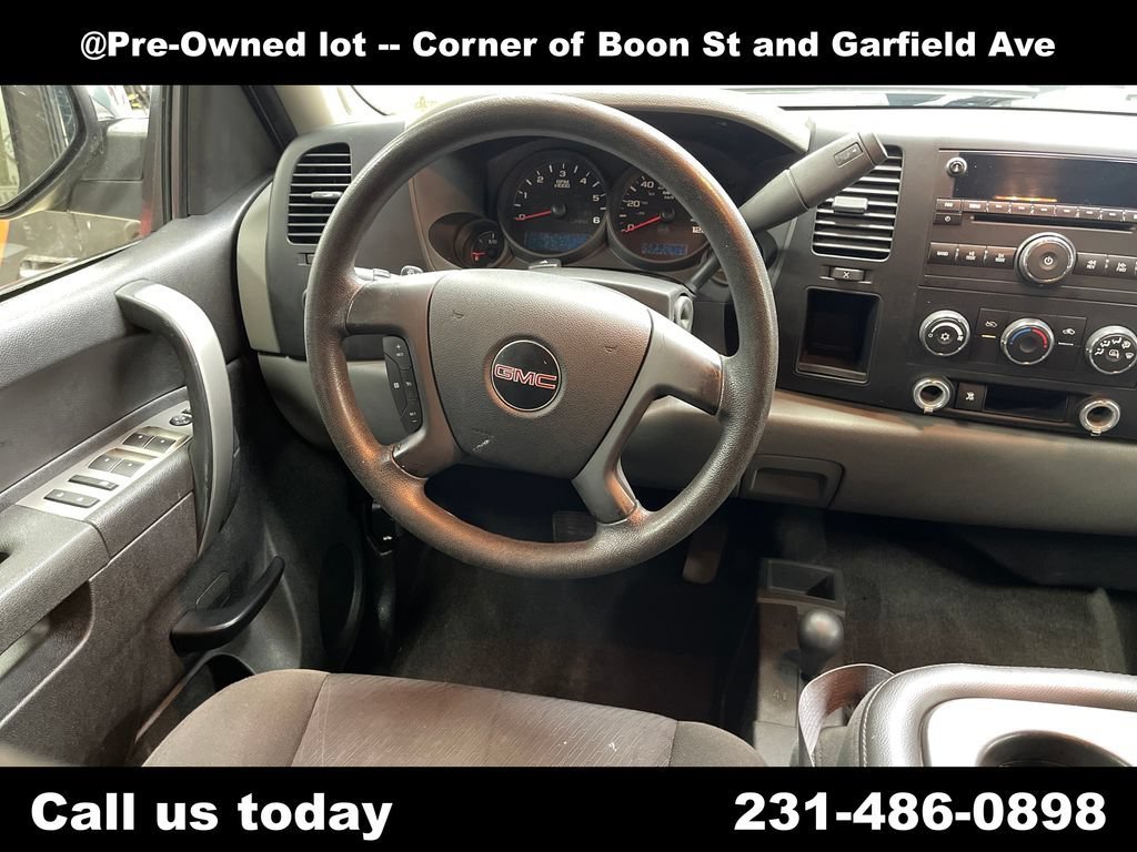 Used 2010 Stealth Gray Metallic GMC SL image 16