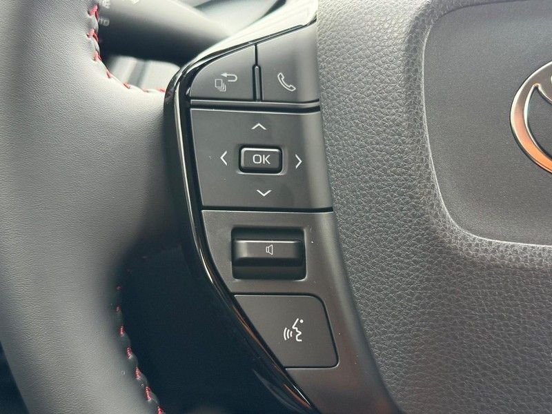 New 2026 Cutting Edge Toyota XSE Premium image 8