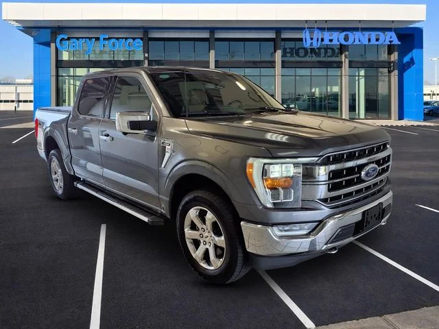 Used 2023 Gray Metallic Ford Lariat image 1