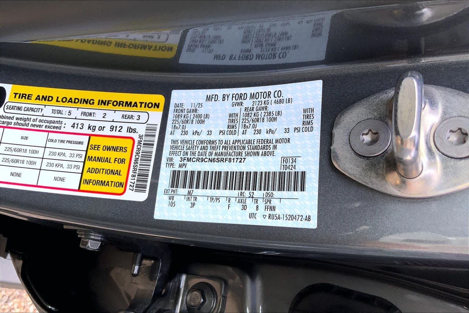 New 2025 Carbonized Gray Metallic Ford Outer Banks® image 21