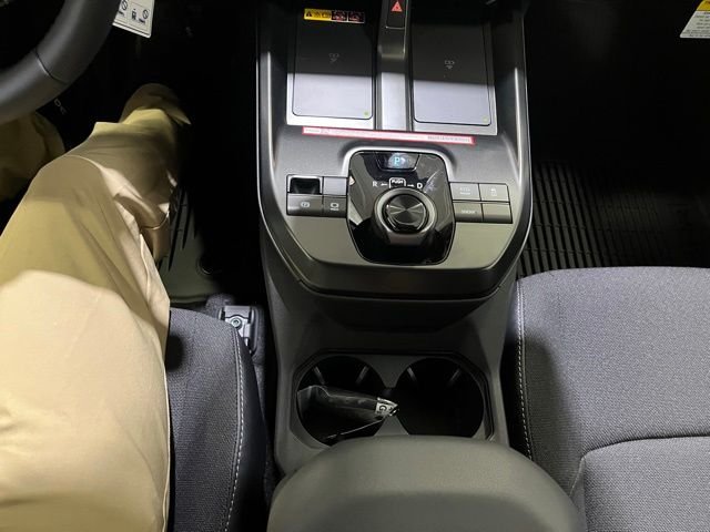 2026 Toyota C-HR SE - Photo 21