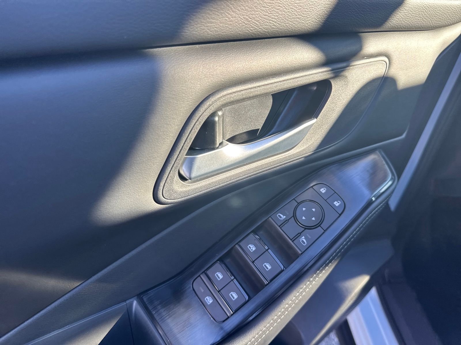 New 2026 Nissan Rogue SV 4D Sport Utility