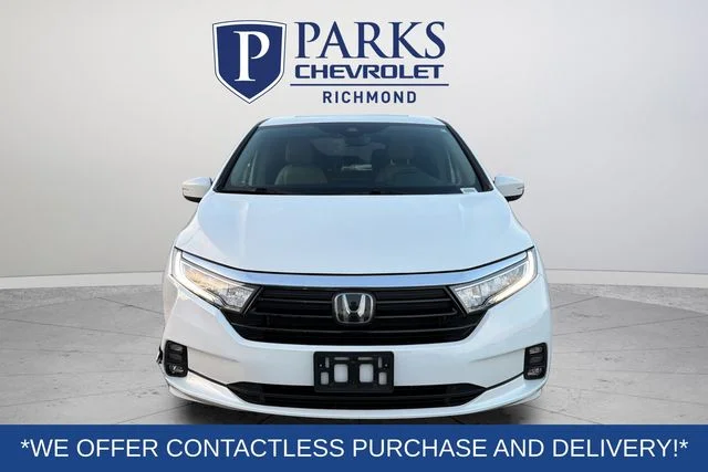 Used 2023  Honda EX-L image 2