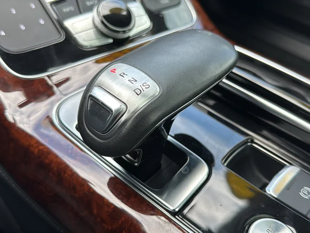 Used 2012 Gray Audi L 4.2 image 35