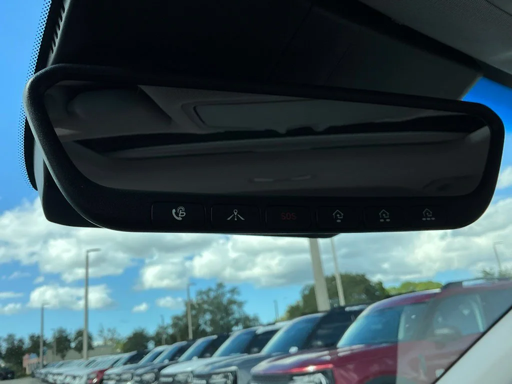 Used 2022 Blue Hyundai Limited image 36