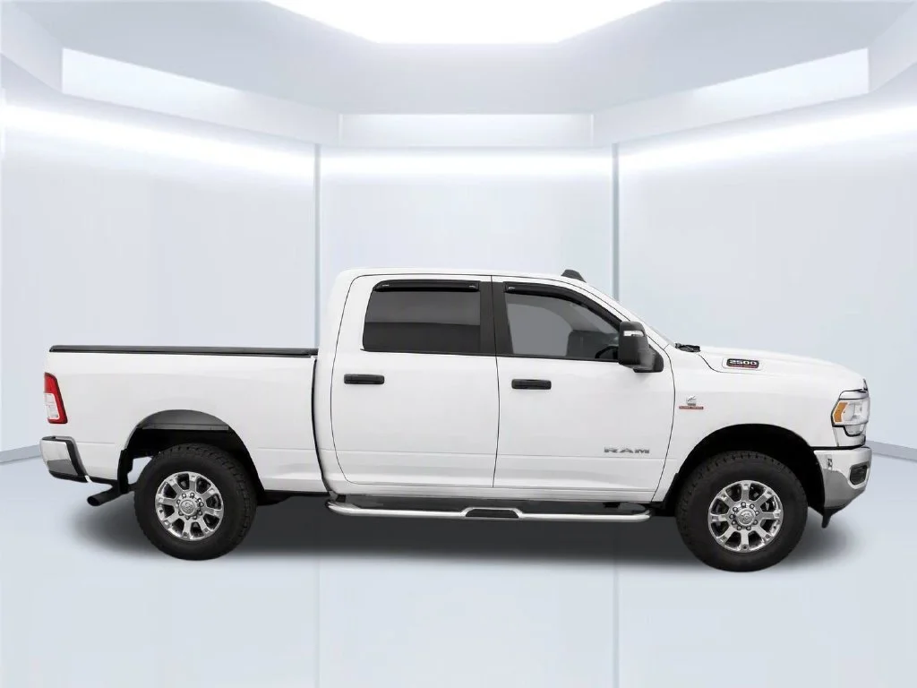 Used 2023 White Ram Big Horn image 10