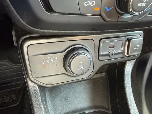 Certified Used 2023 Blue Jeep Latitude image 24