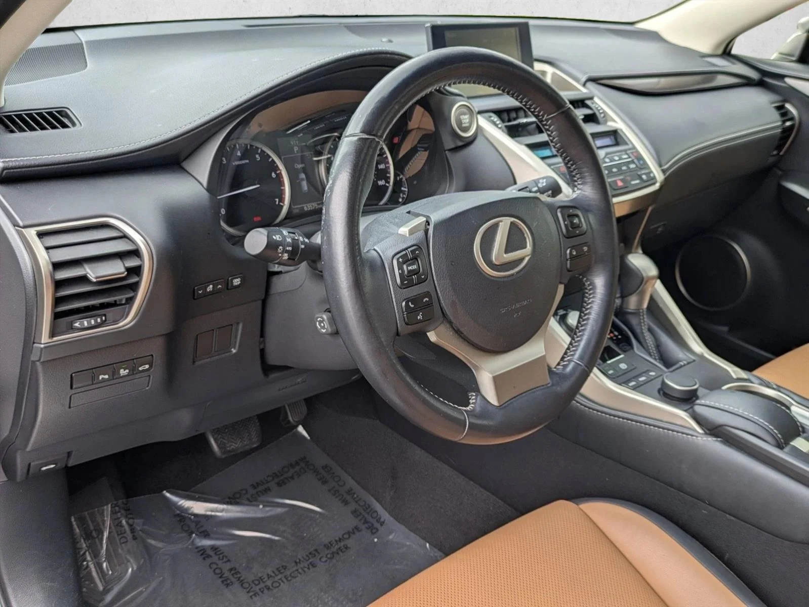 Used 2015 Silver Lining Metallic Lexus  image 10