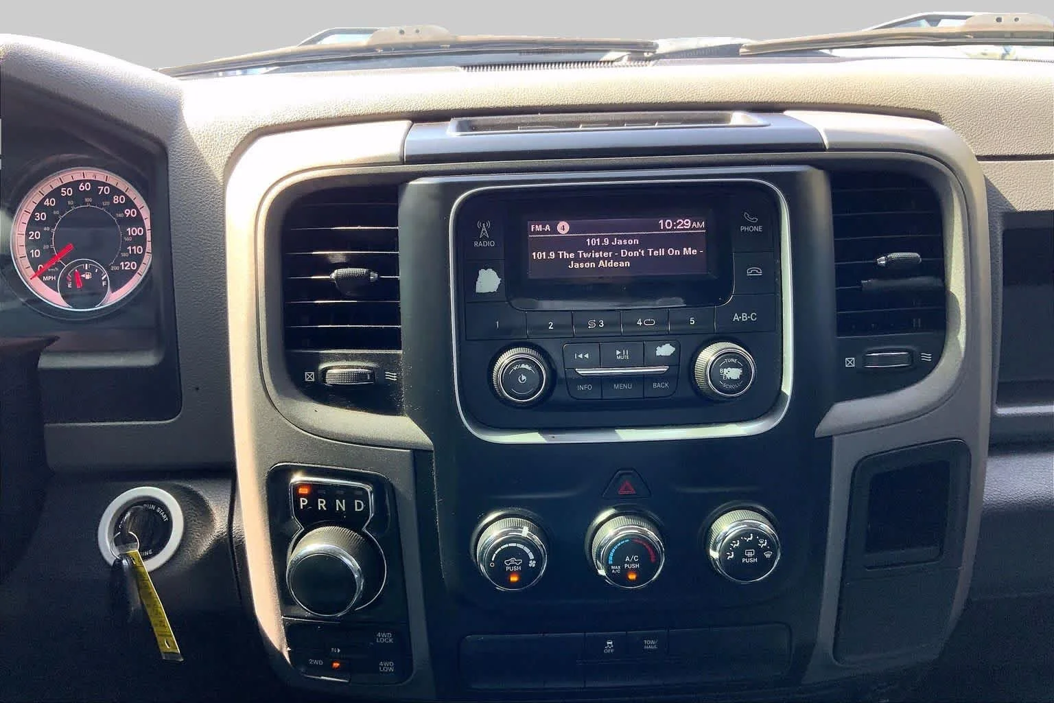 Used 2018 Granite Crystal Metallic Clearcoat Ram Tradesman image 7