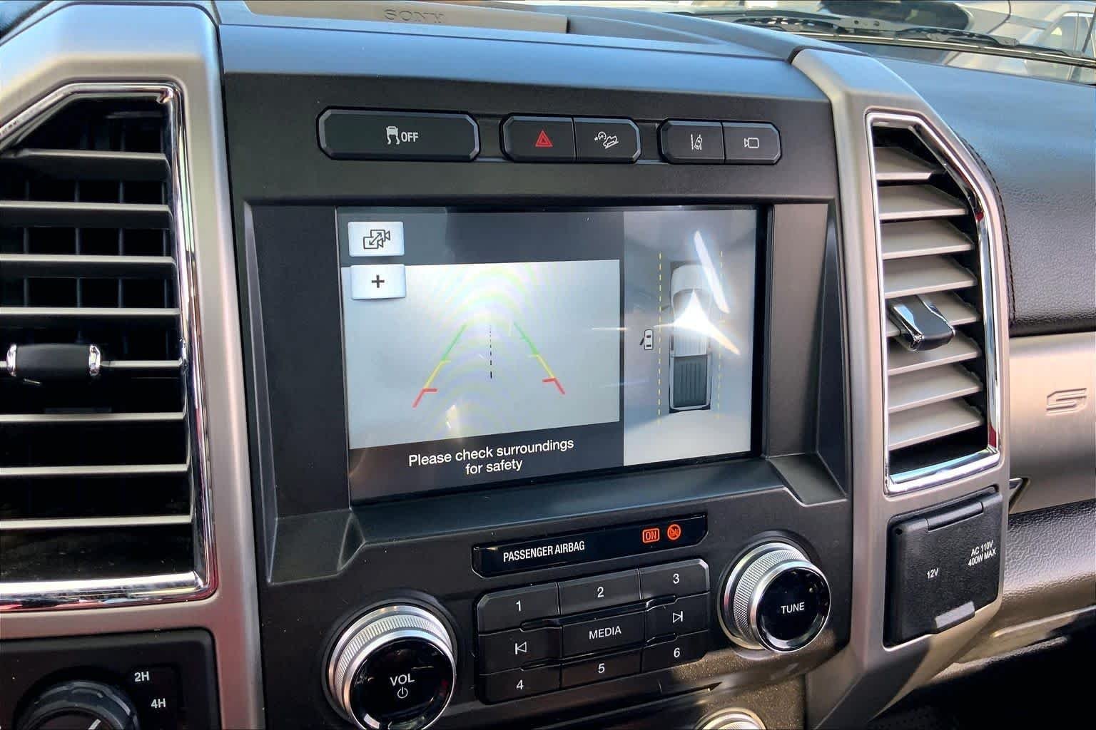 Used 2018 Ingot Silver Metallic Ford Platinum image 27